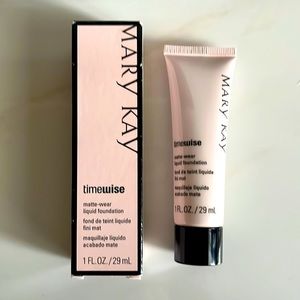 Mary Kay Timewise Matte-wear Liquid Foundation, Beige 5